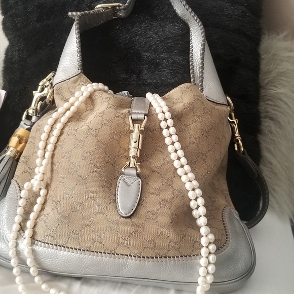 Gucci "New Jackie" Medium Shoulder Bag - Picture 3 of 9